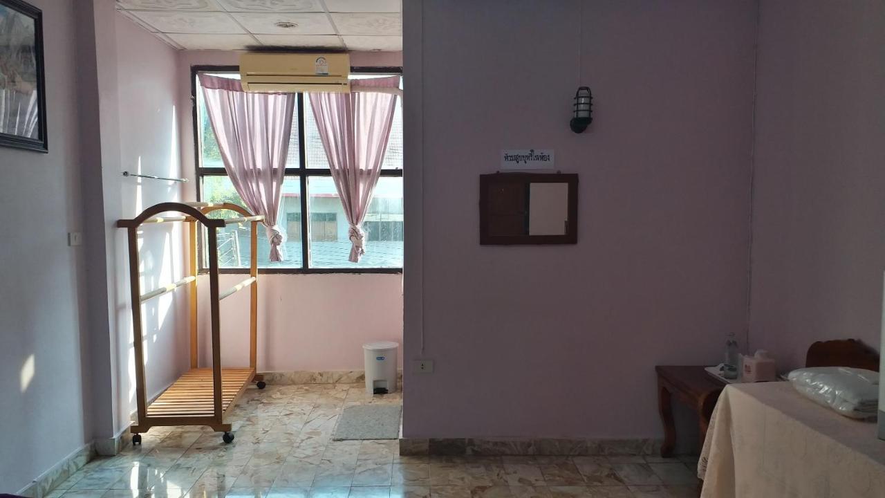 The 99 Inn Hotel Pakchong Luaran gambar